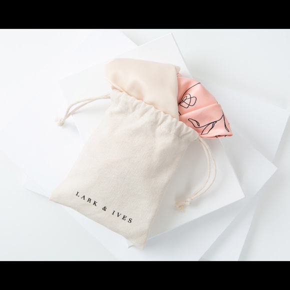 Lark & Ives Minimalist Hair Scarf Bundle - Picture 5 of 10